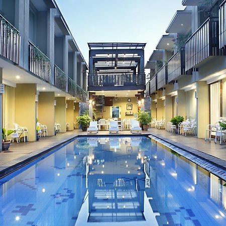 Devata Suites&Residence Legian Exterior foto