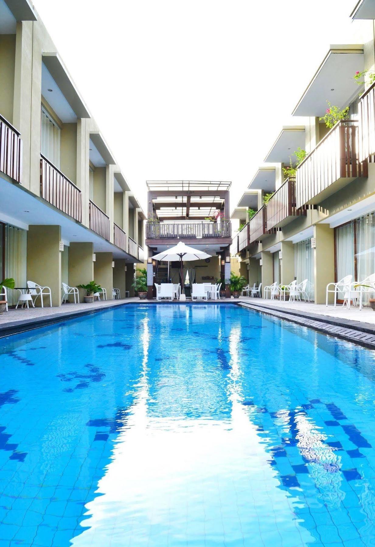 Devata Suites&Residence Legian Exterior foto