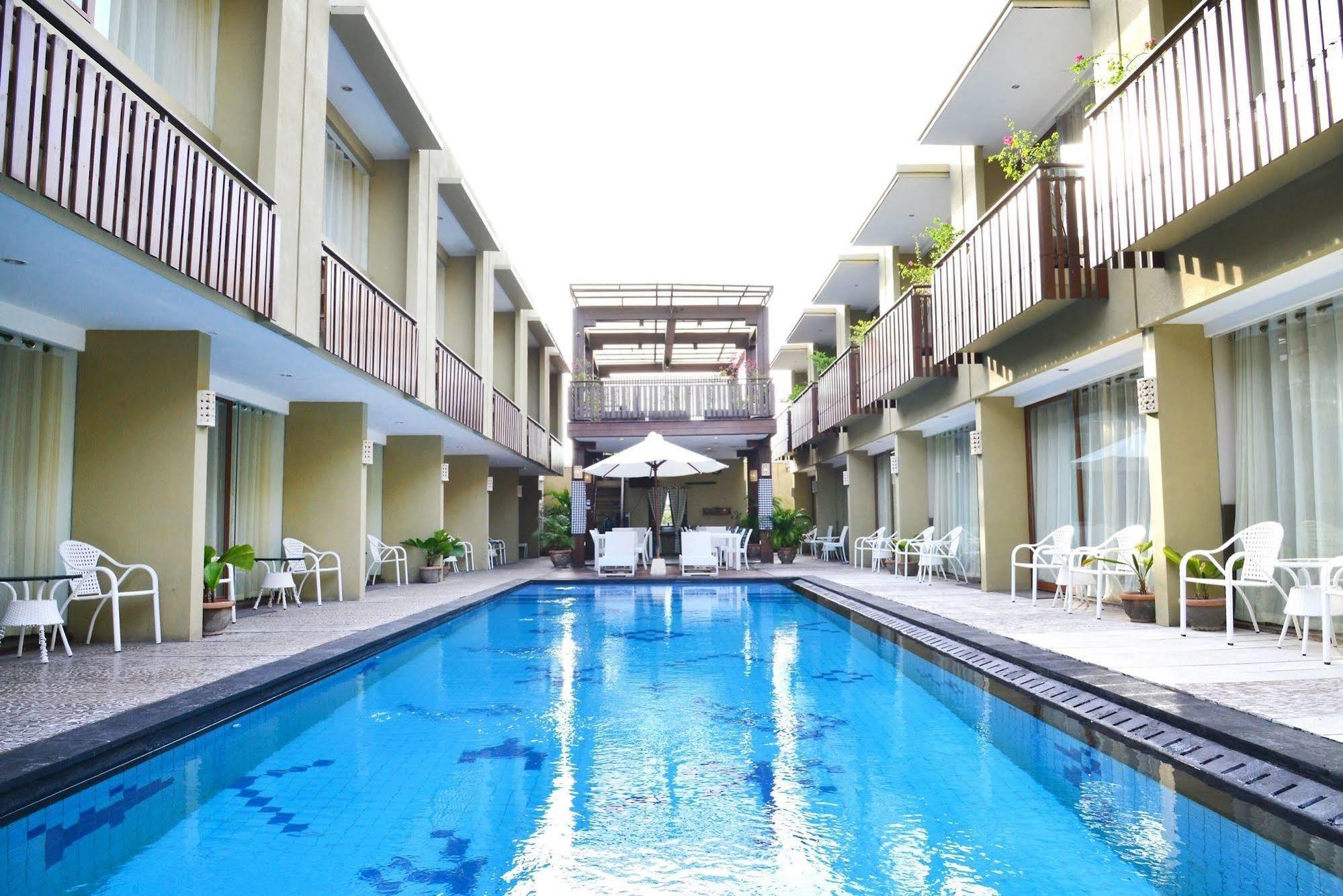 Devata Suites&Residence Legian Exterior foto