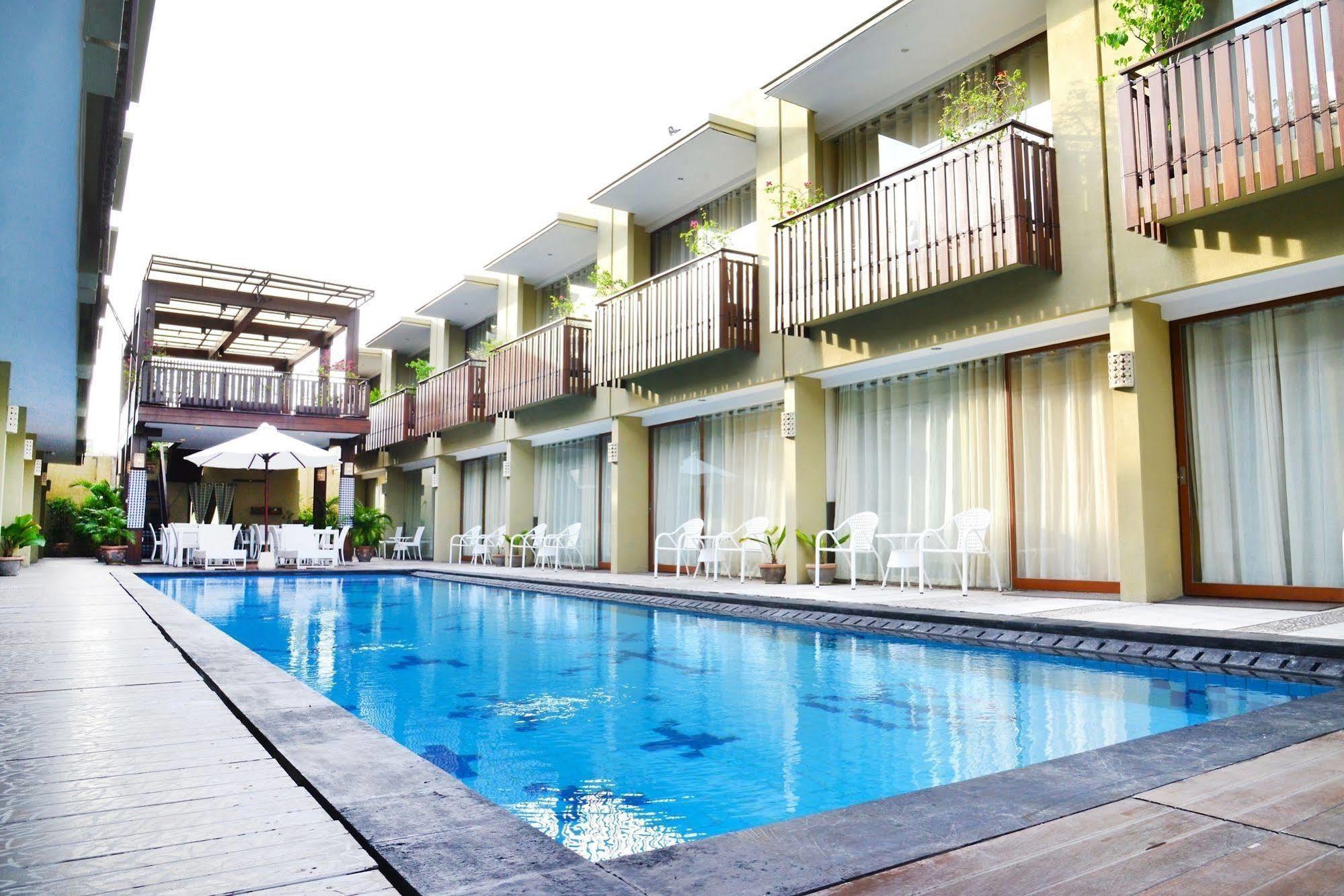 Devata Suites&Residence Legian Exterior foto