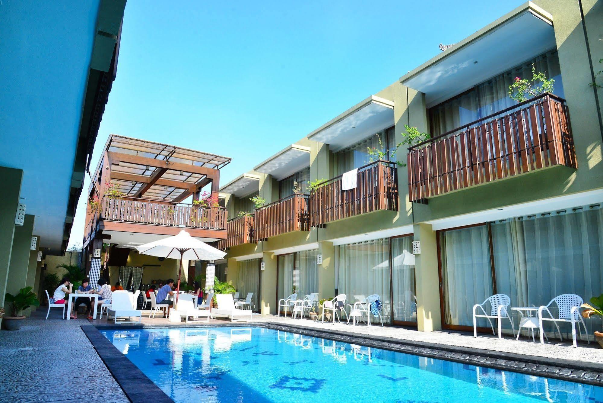 Devata Suites&Residence Legian Exterior foto